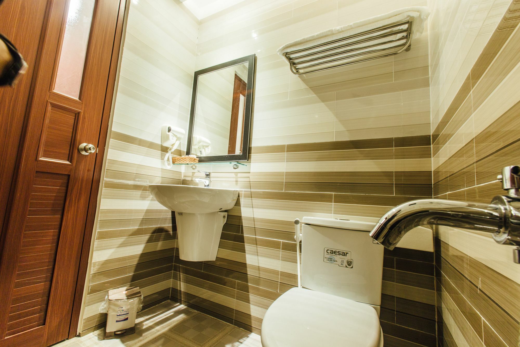Sunflower Hotel 2 Дананг Экстерьер фото